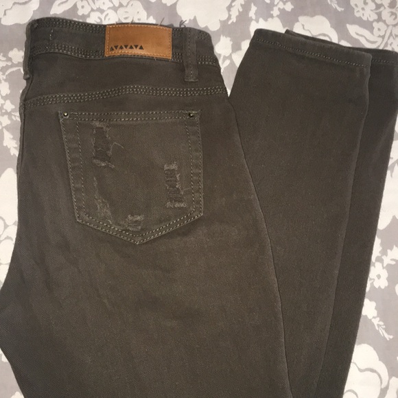 Forest green ripped skinny jeans! - Picture 2 of 6